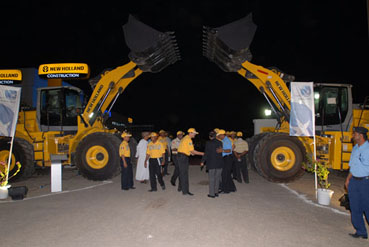 El Grupo Suhail Bahwan se asocia con New Holland Construction