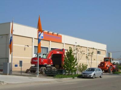 HKL Baumaschinen España se especializa en el alquiler de maquinaria con implementos en su delegación de Zaragoza